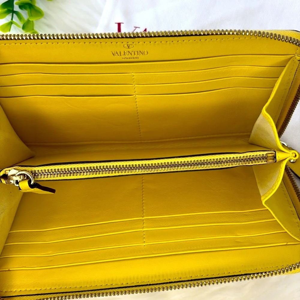 Valentino Garavani Yellow‎ Rock Stud Zipper Wallet